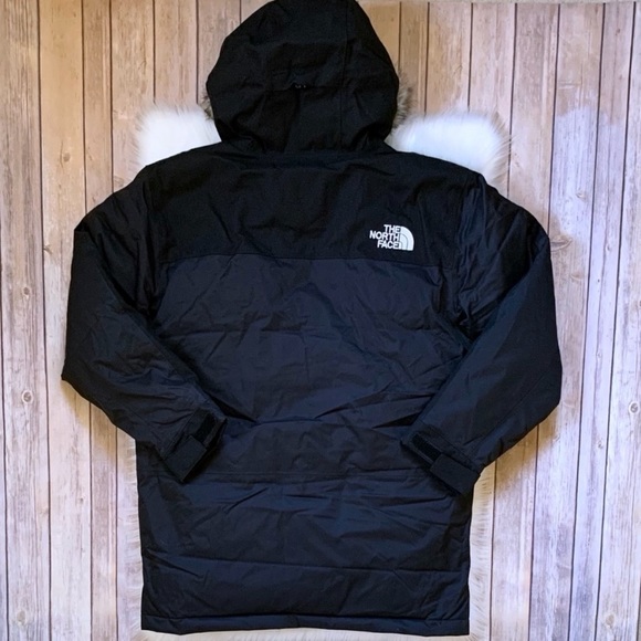 The North Face Men’s Bedford Down Parka In Black - Picture 6 of 9